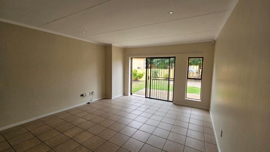 3 Bedroom Property for Sale in Sandbaai Western Cape